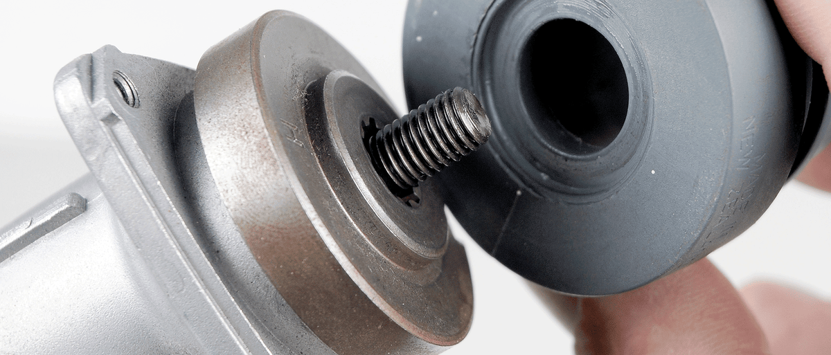 How to Replace Your Whipper Snipper Head