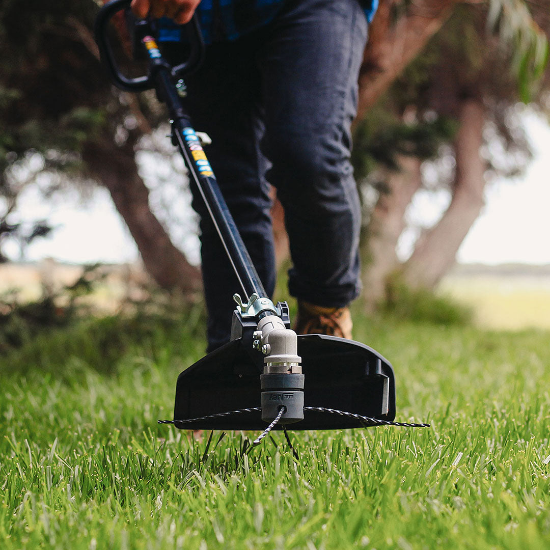 Littl Juey is engineered for powerful whipper snipping.