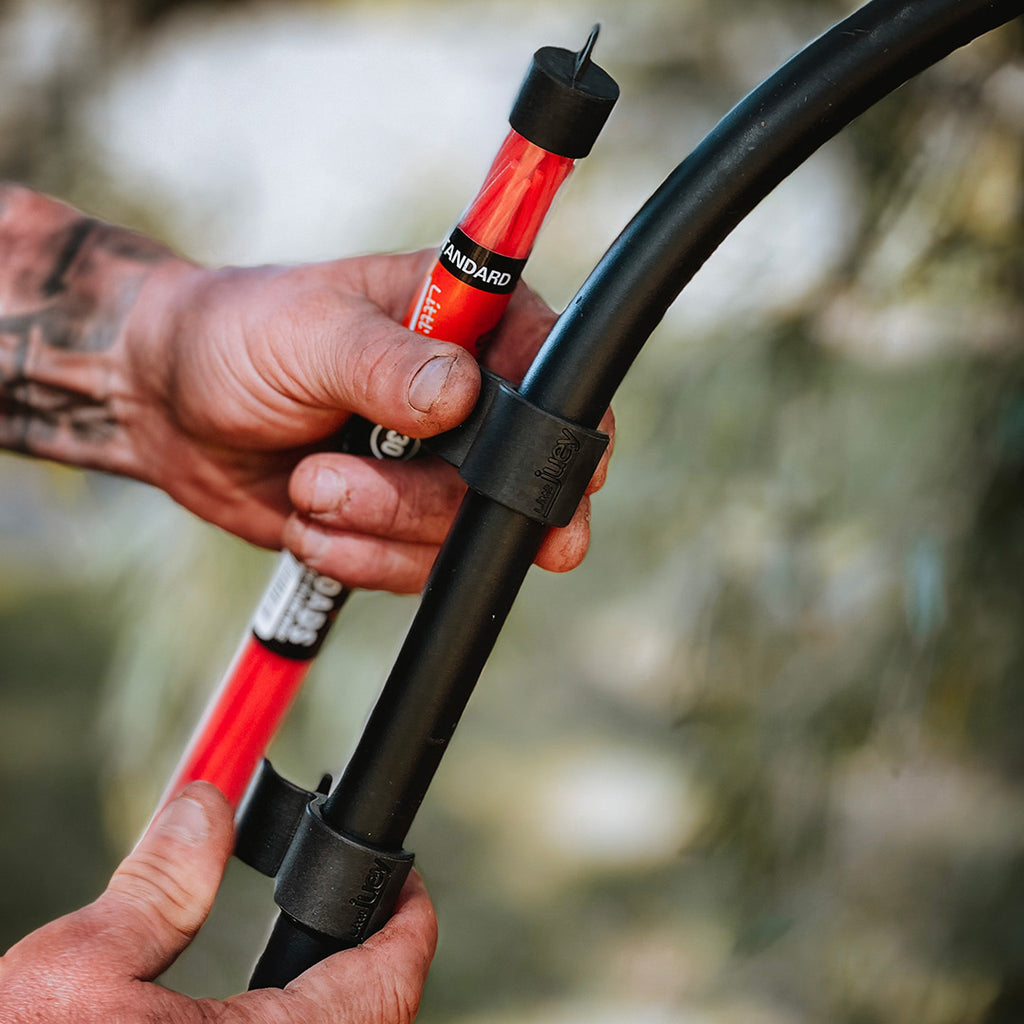 Clips to hold nylons. Reload faster. 